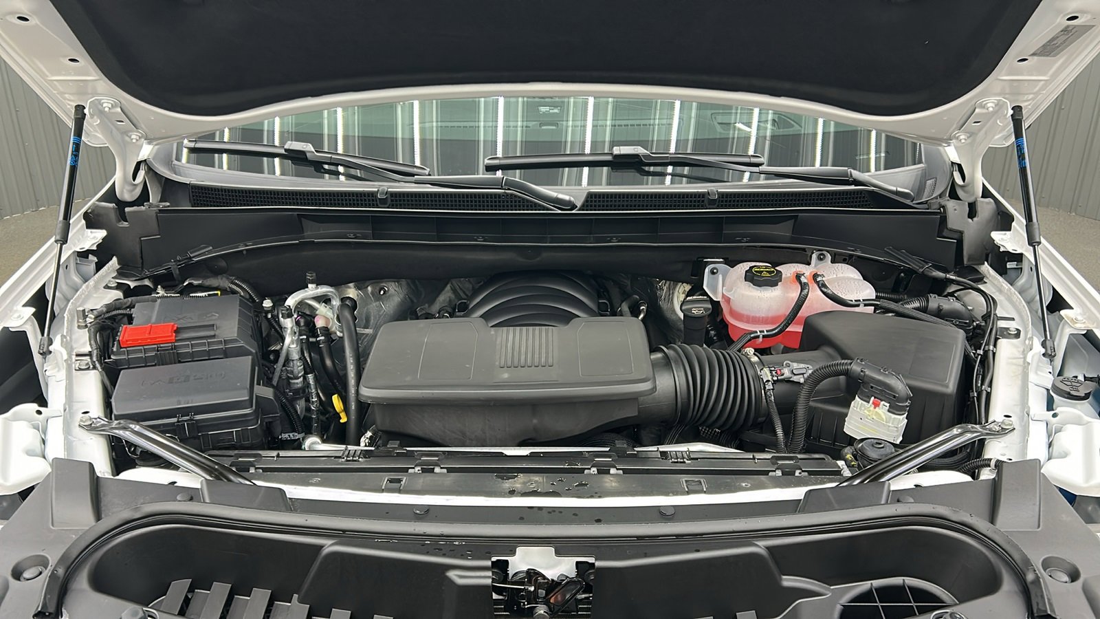 Used 2025 Cadillac Escalade Sport Platinum image 17