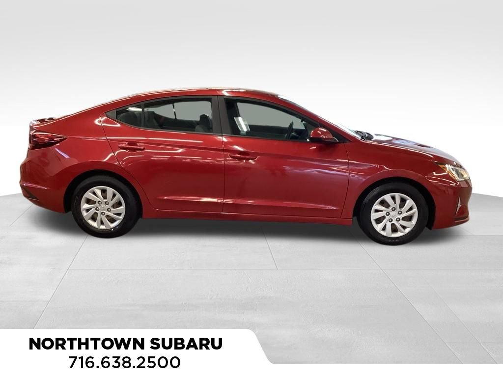 Used 2019 Hyundai Elantra SE FWD image 9