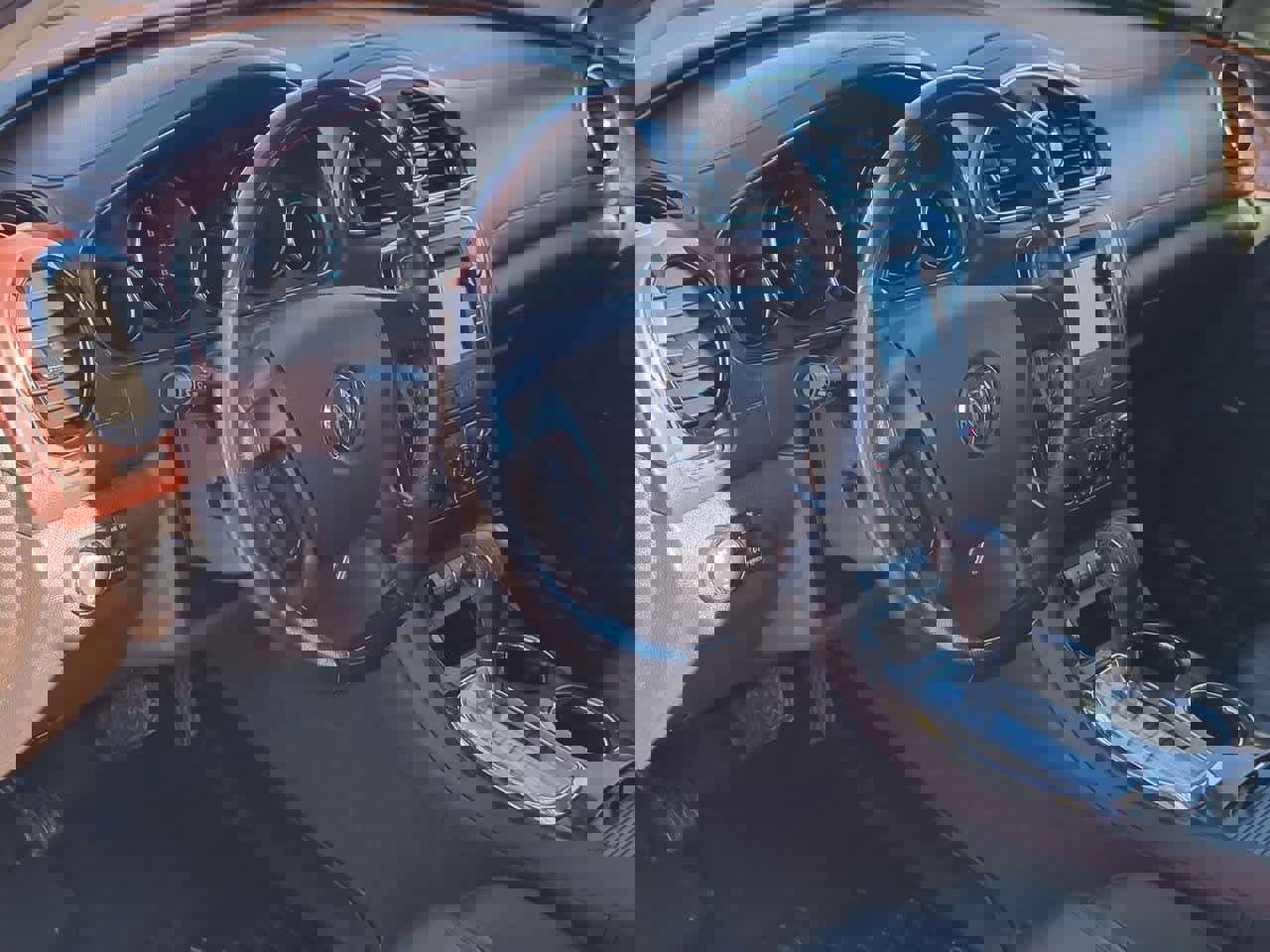 Used 2014 Buick Enclave Premium w/ Trailering Provision Package image 2