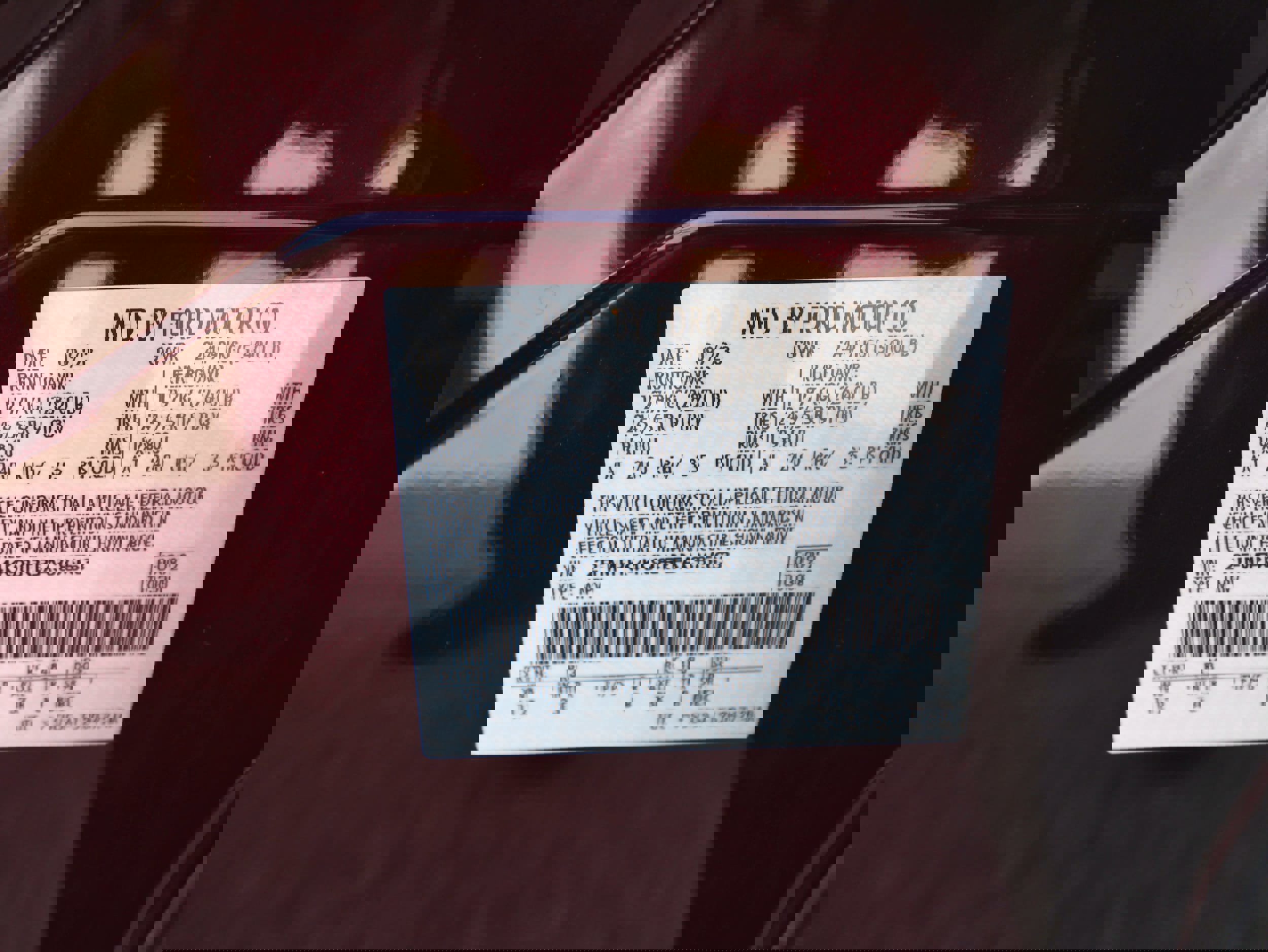 Used 2024 Ford Edge Titanium image 32