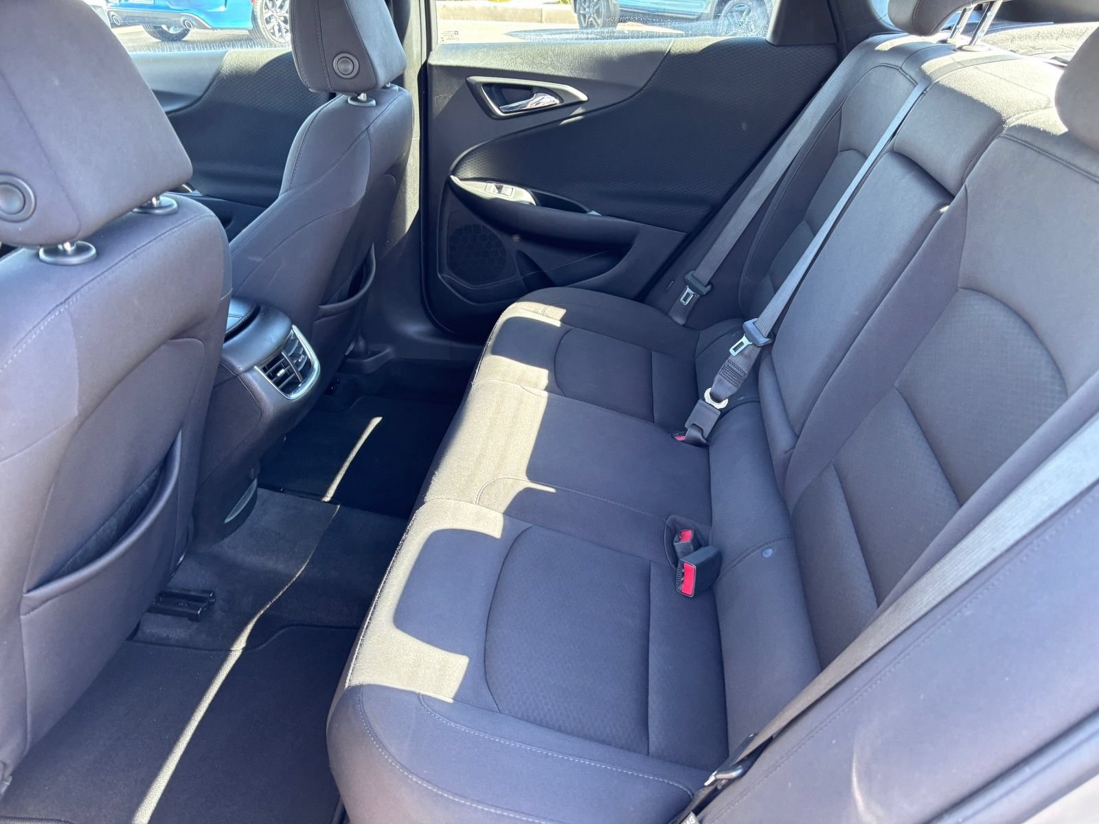 Used 2022 Chevrolet Malibu LT FWD image 17