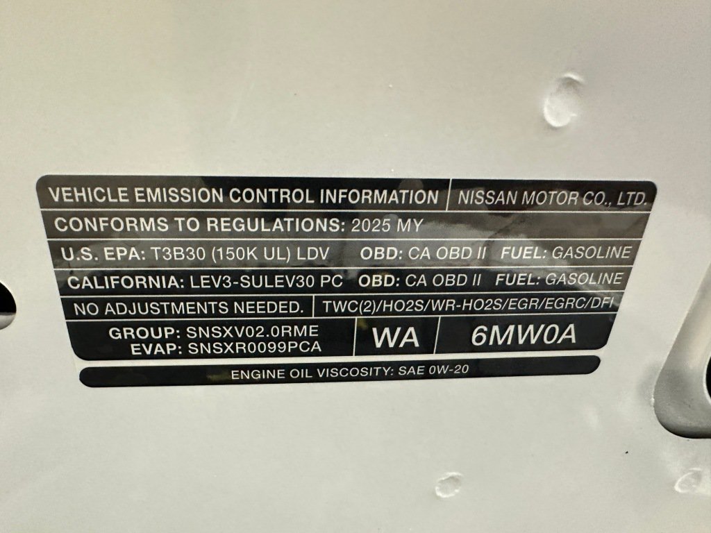 Used 2025 Nissan Sentra SR FWD image 36