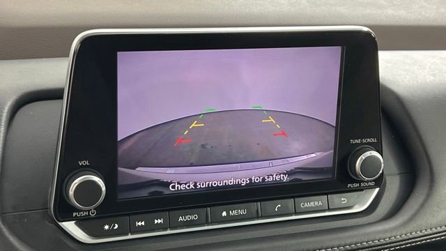 Used 2023 Nissan Rogue SV image 36