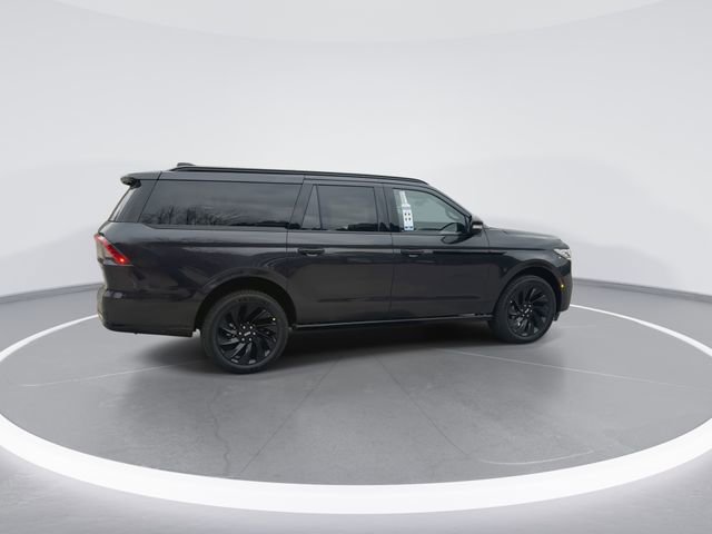 New 2025 Lincoln Navigator L Reserve w/ Jet Appearance Package AWD/4WD image 9