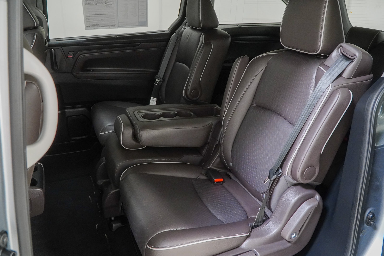Used 2024 Honda Odyssey Elite image 46
