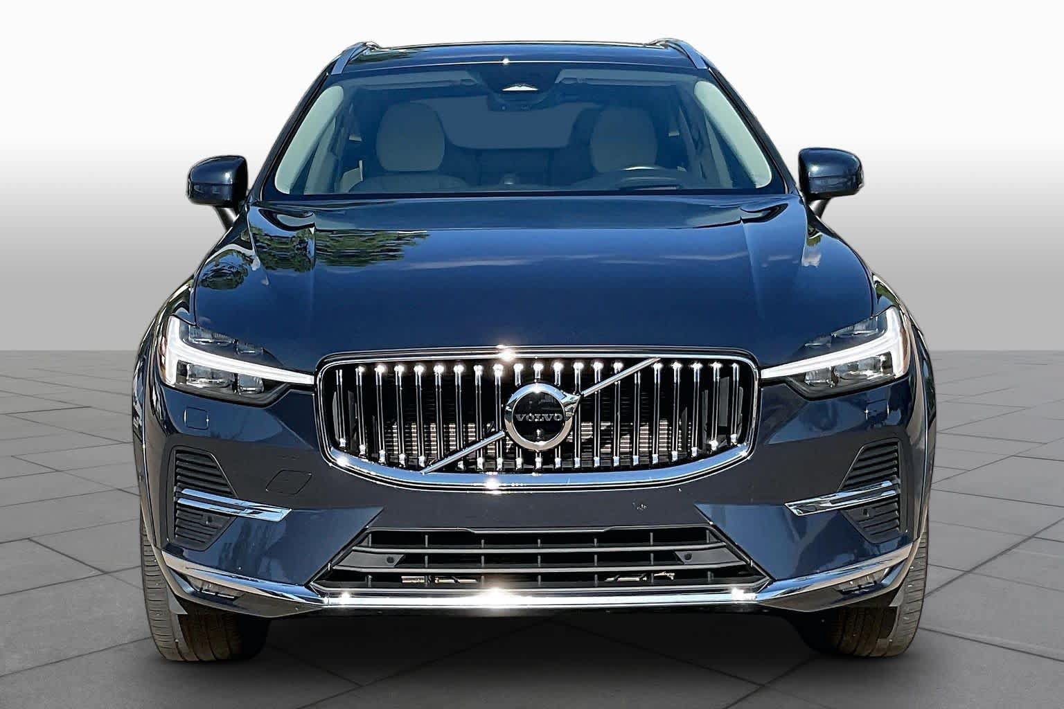Used 2022 Volvo XC60 B6 Inscription w/ Advanced Package AWD/4WD image 4