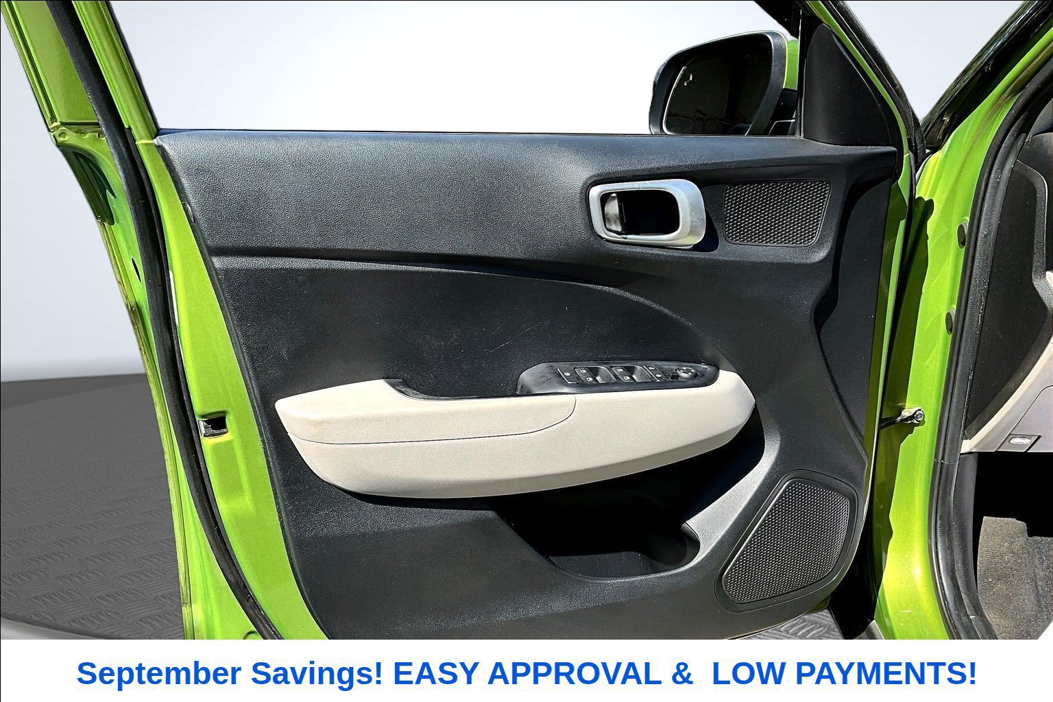 Used 2020 Hyundai Venue SEL w/ Convenience Package FWD image 16