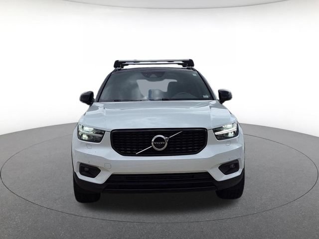 Used 2020 Volvo XC40 T5 R-Design AWD/4WD image 2