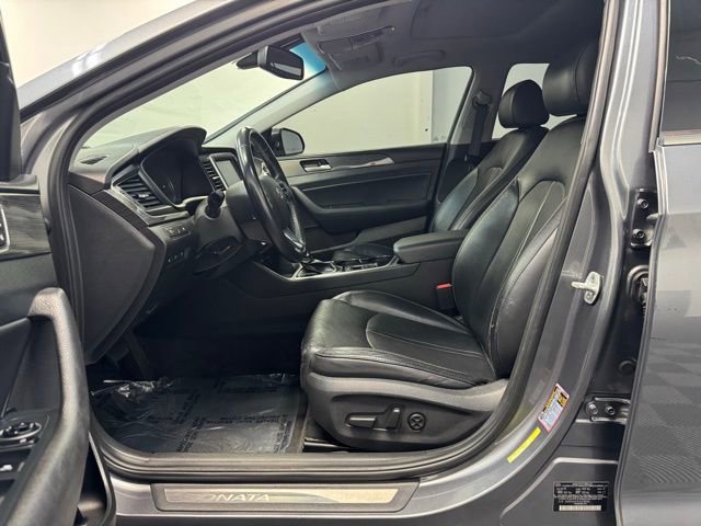 Used 2018 Hyundai Sonata Limited image 13