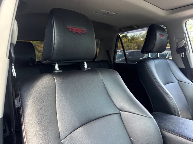 Used 2022 Toyota 4Runner TRD Off-Road Premium AWD/4WD image 26