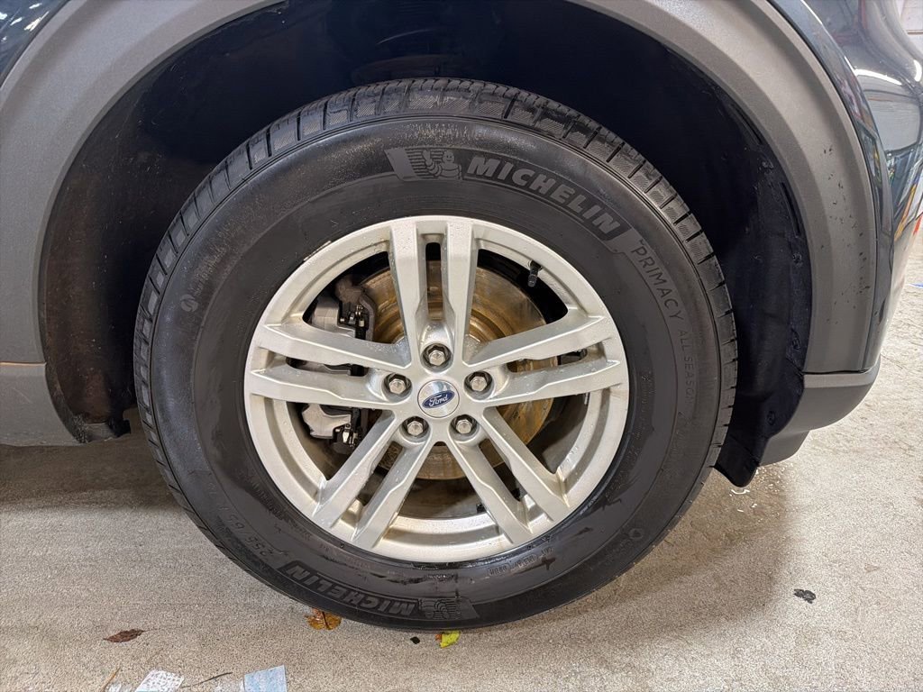 Used 2022 Ford Explorer XLT image 36