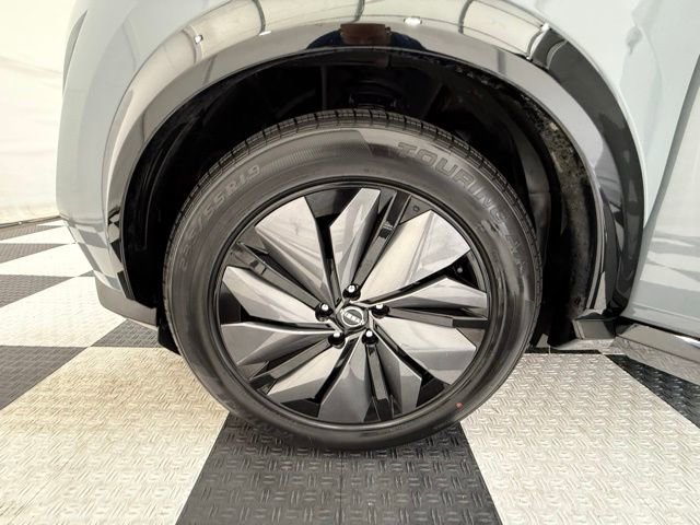 Used 2024 Nissan Ariya FWD image 10