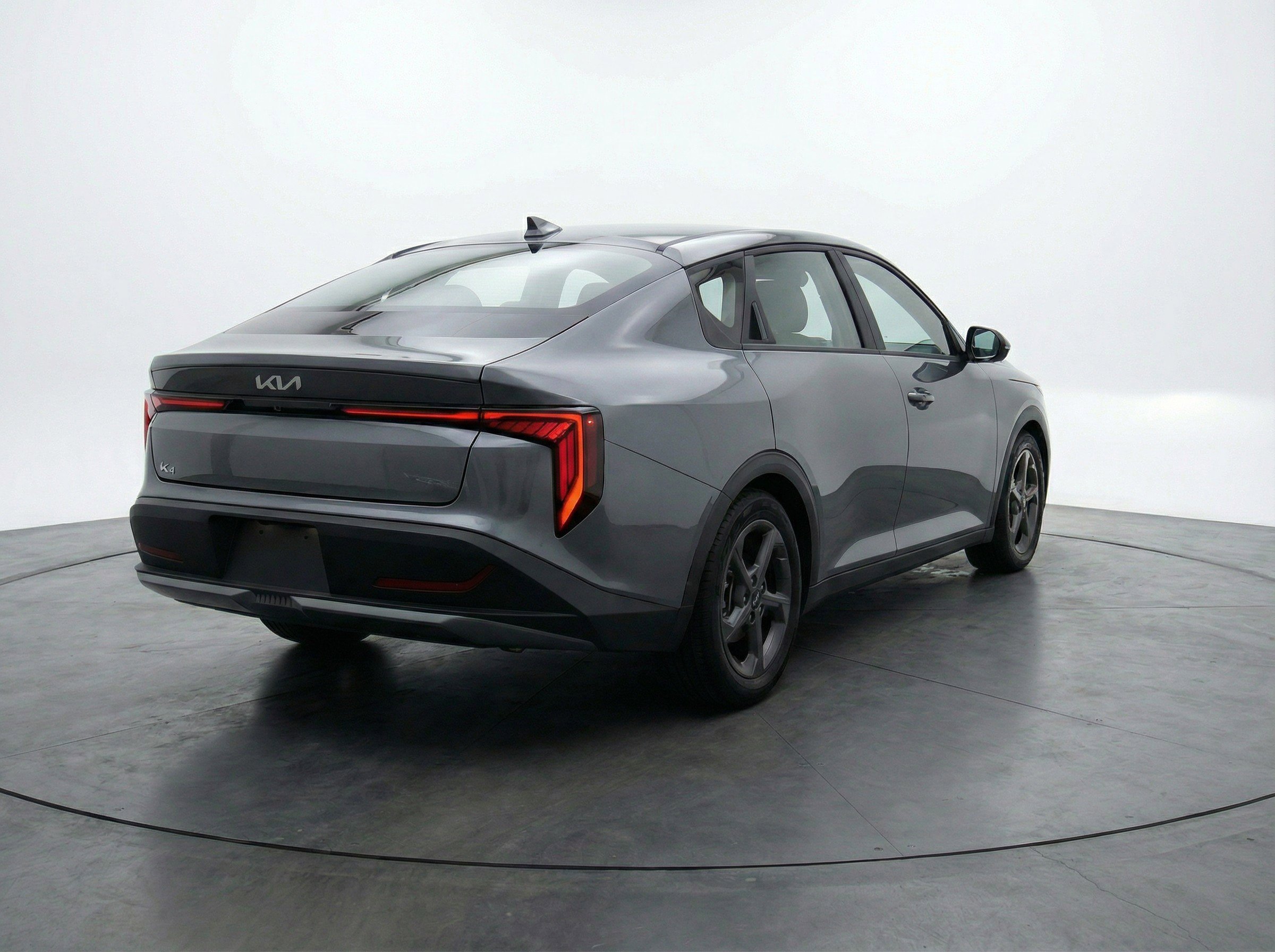 Used 2025 Kia K4 LXS image 9