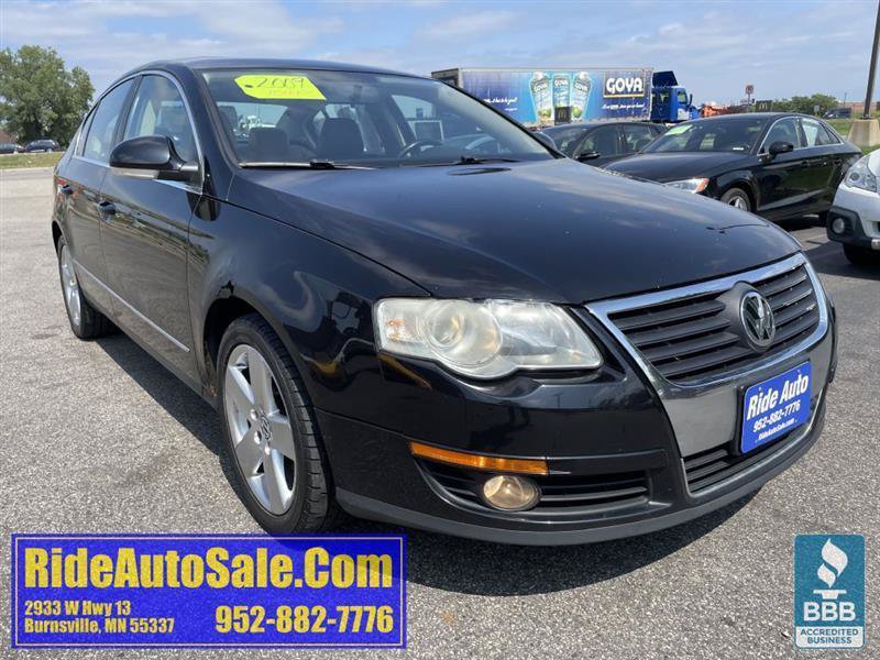 Used 2009 Volkswagen Passat Komfort FWD image 3