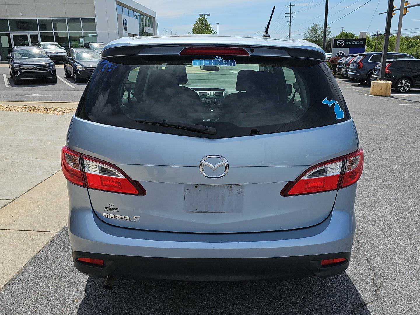 Used 2012 MAZDA MAZDA5 Touring FWD image 5