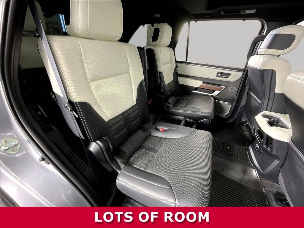 Used 2024 Toyota Sequoia Capstone AWD/4WD image 25