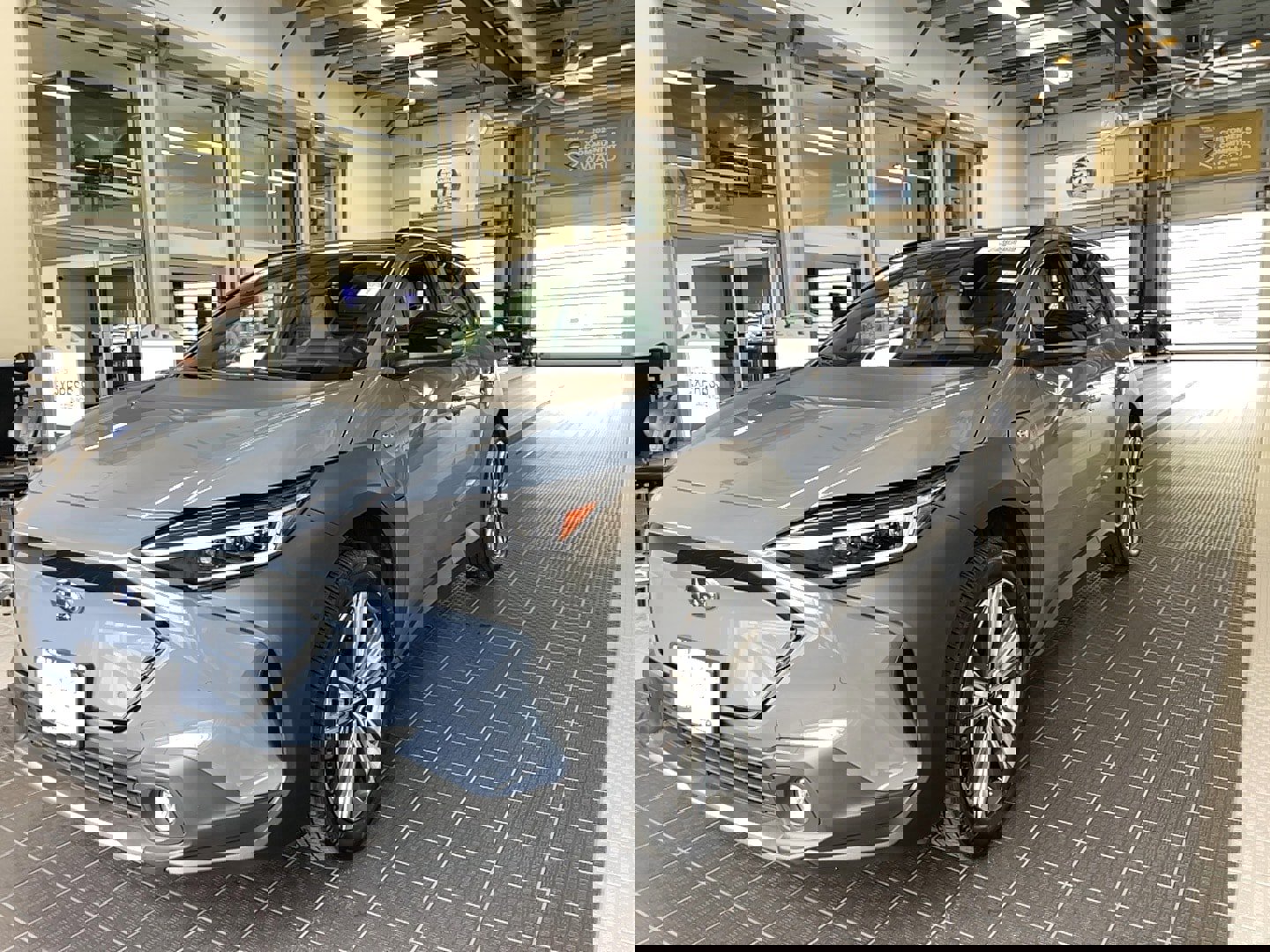 Used 2023 Subaru Solterra AWD image 3