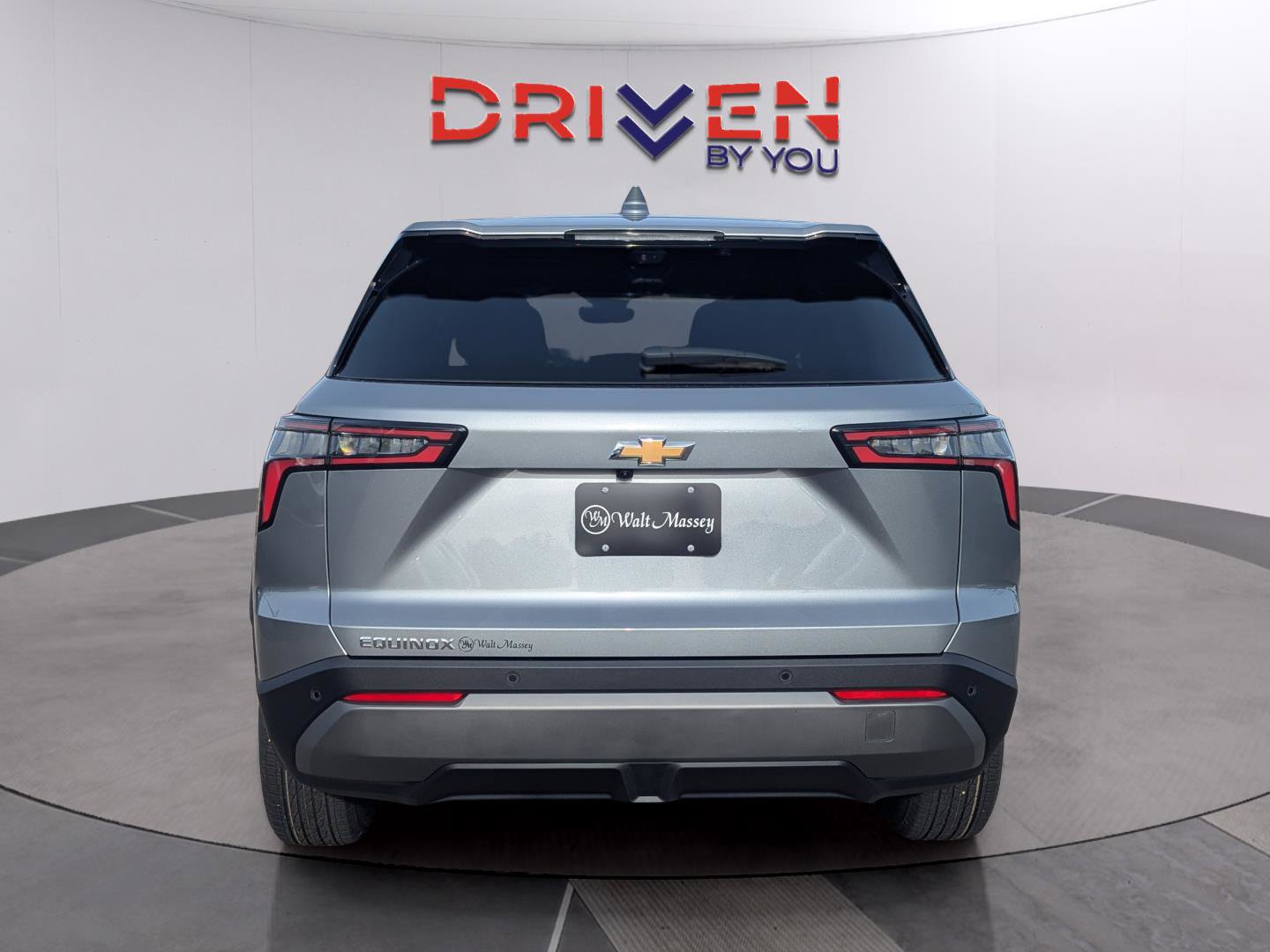 New 2026 Chevrolet Equinox LT w/ Convenience Package II image 4