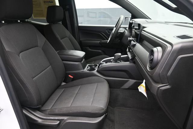 Used 2024 Chevrolet Colorado Trail Boss w/ Technology Package AWD/4WD image 36