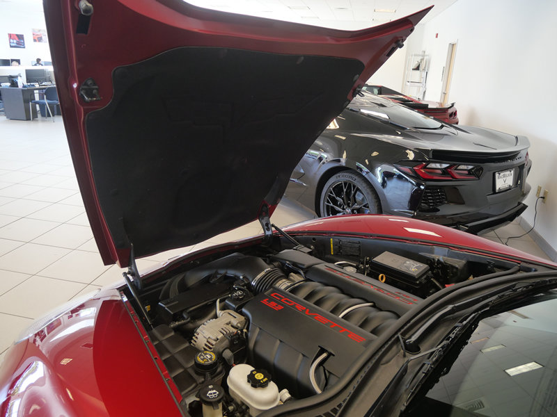 Used 2011 Chevrolet Corvette Grand Sport w/ Preferred Equipment Group RWD image 19