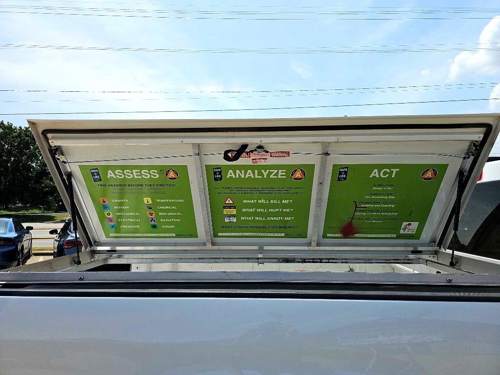 Used 2022 Chevrolet Colorado LT w/ Fleet Safety Package image 33