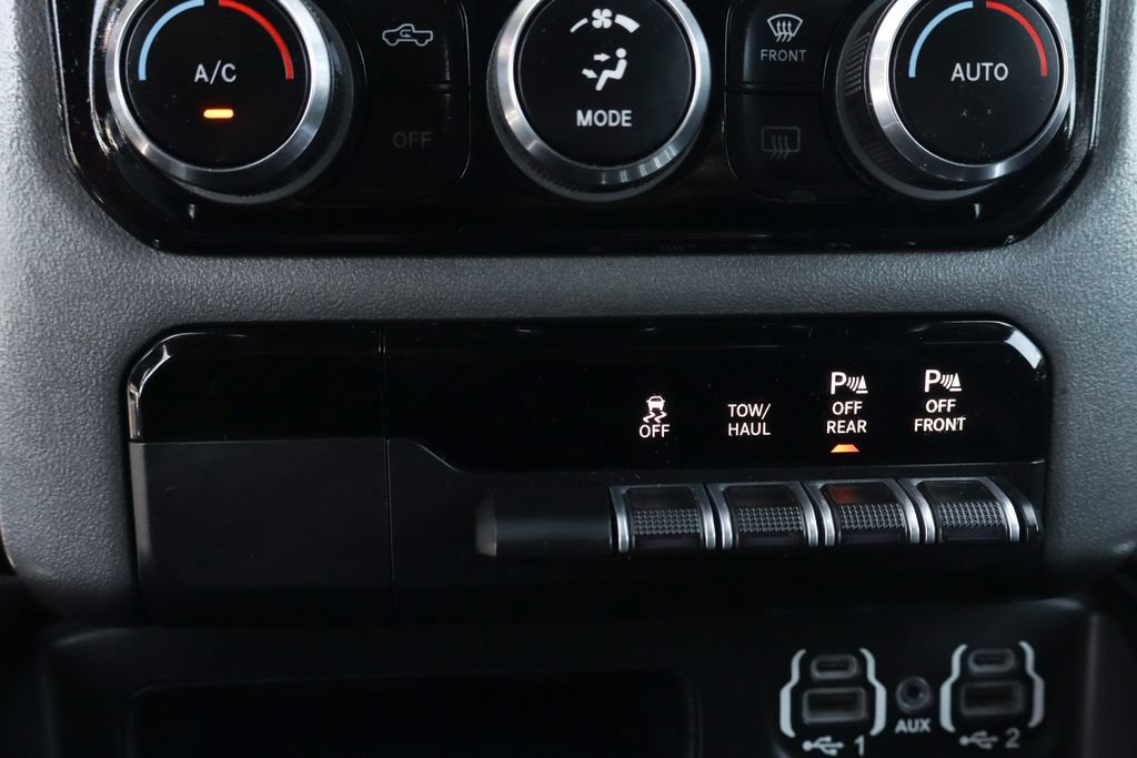 Used 2021 RAM 1500 Laramie AWD/4WD image 40