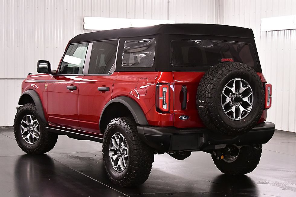 Used 2025 Ford Bronco Badlands AWD/4WD image 5