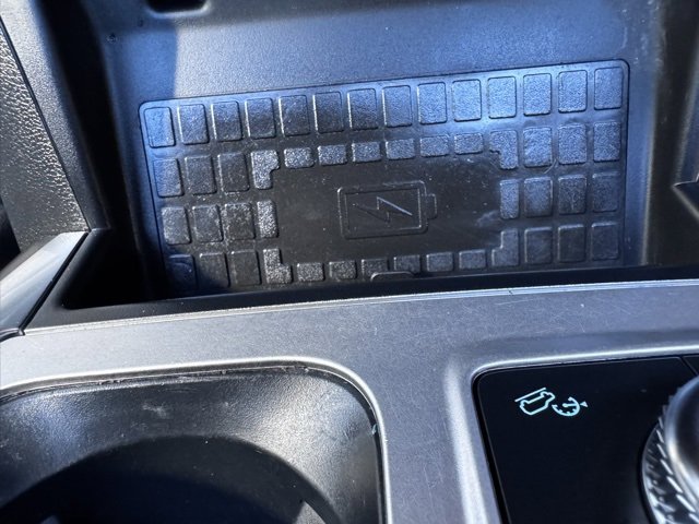 Used 2022 Ford Explorer Limited w/ Equipment Group 301A image 19