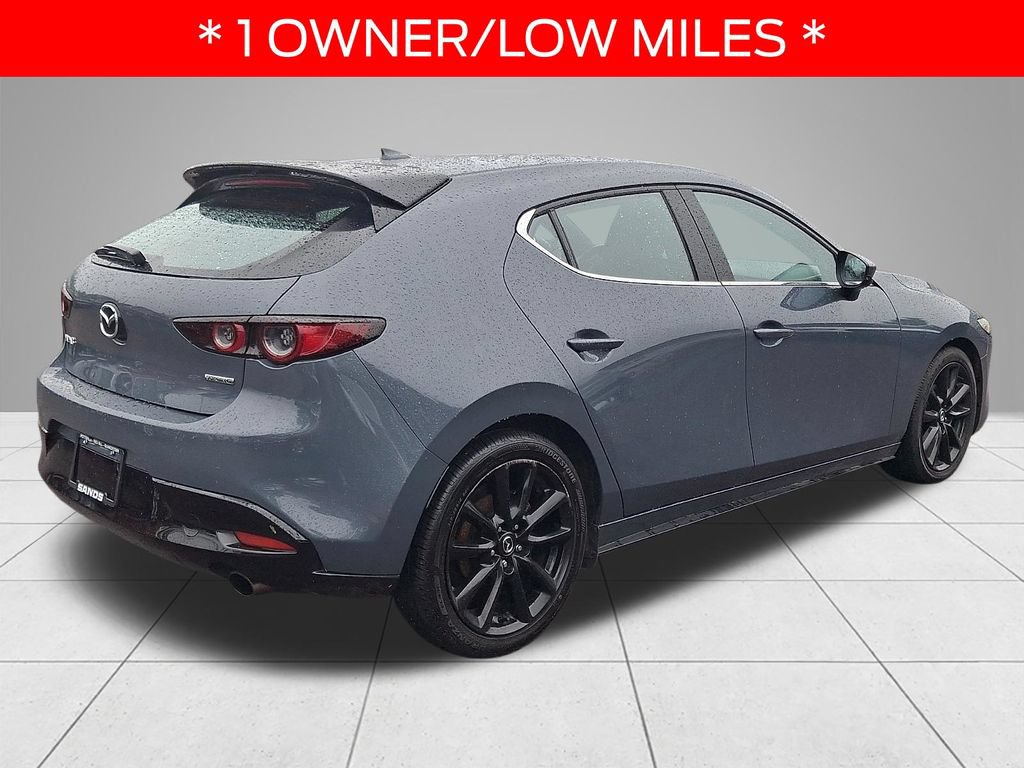 Used 2020 MAZDA MAZDA3 Hatchback w/ Premium Package FWD image 4