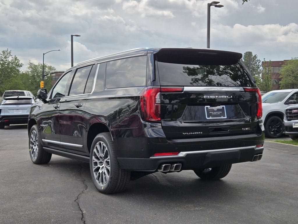 New 2026 GMC Yukon XL Denali w/ Denali Reserve Package AWD/4WD image 3