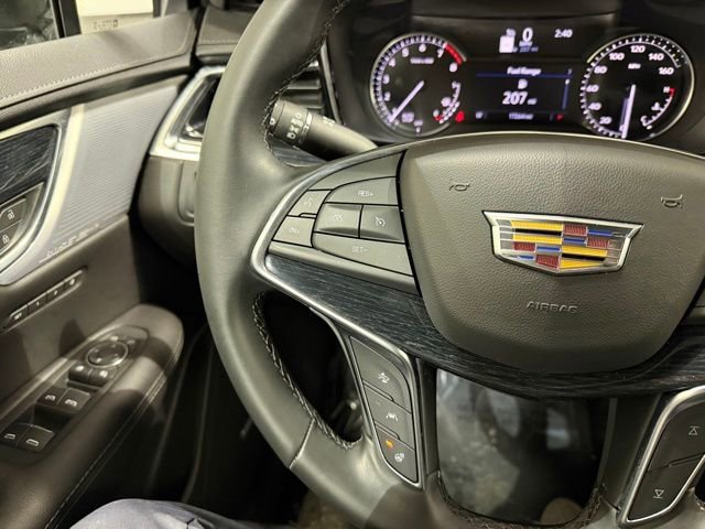 Used 2025 Cadillac XT5 Premium Luxury image 15