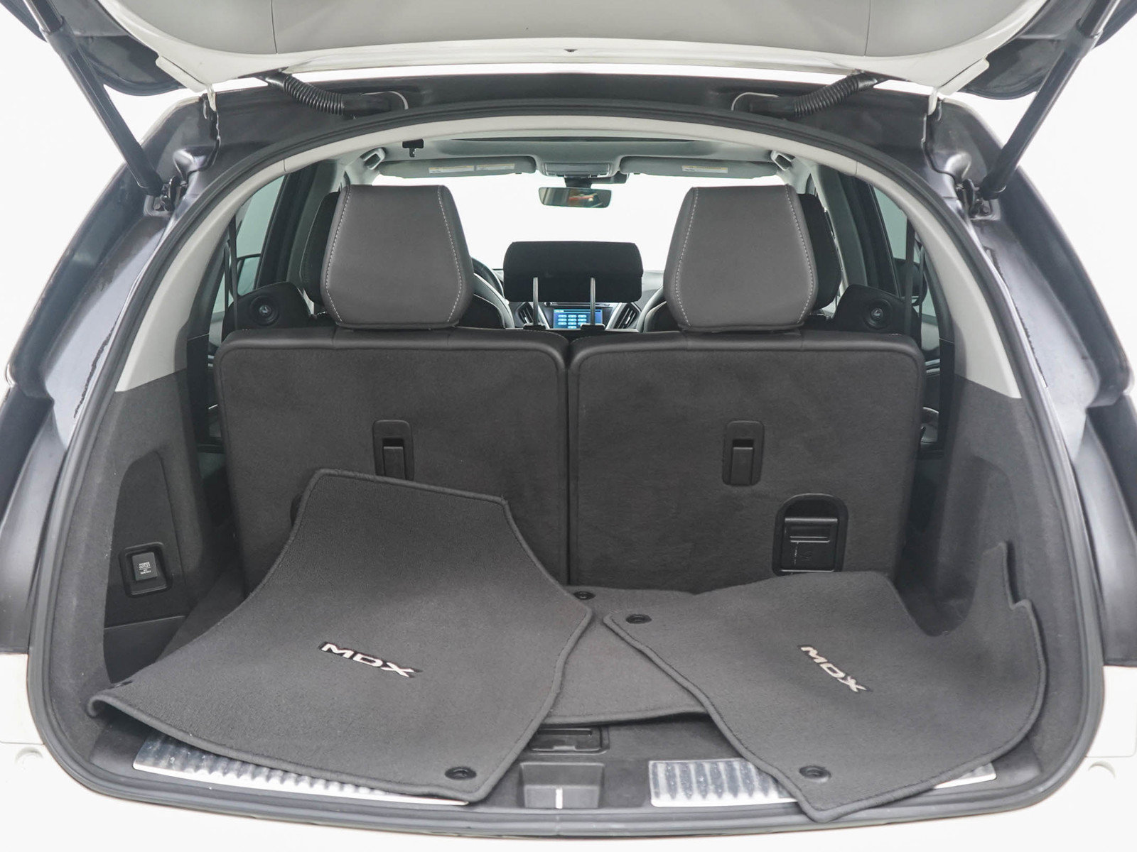 Used 2019 Acura MDX w/ Technology Package AWD/4WD image 17