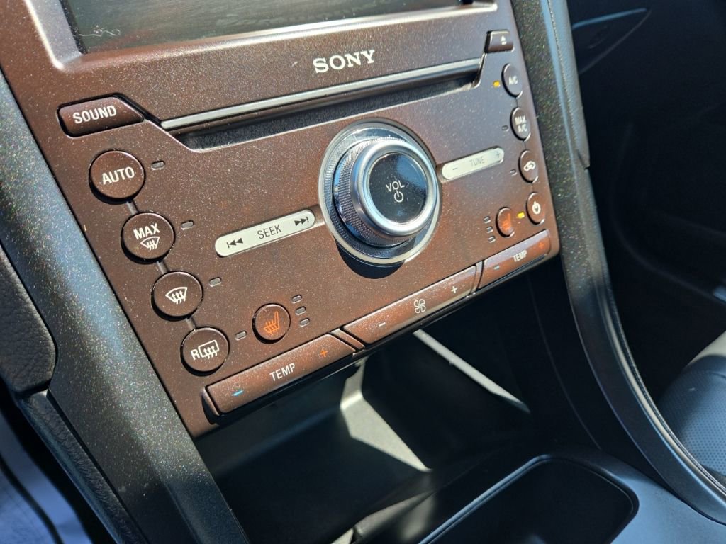 Used 2018 Ford Fusion Titanium FWD image 31