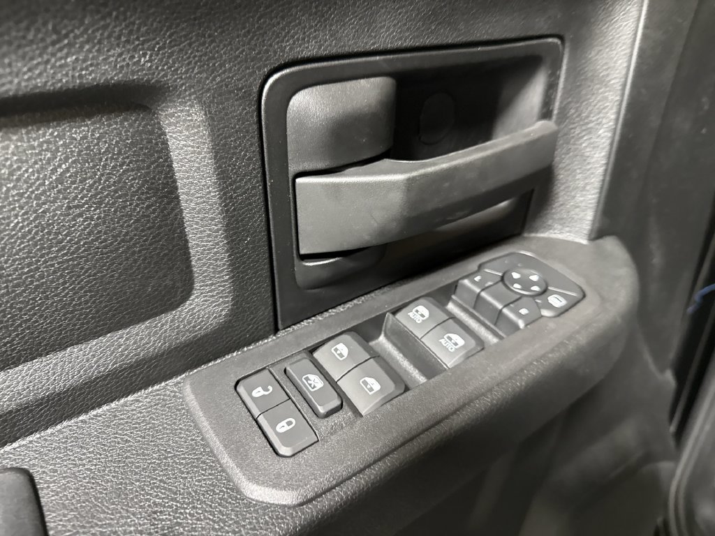 New 2026 RAM 3500 Tradesman AWD/4WD image 21