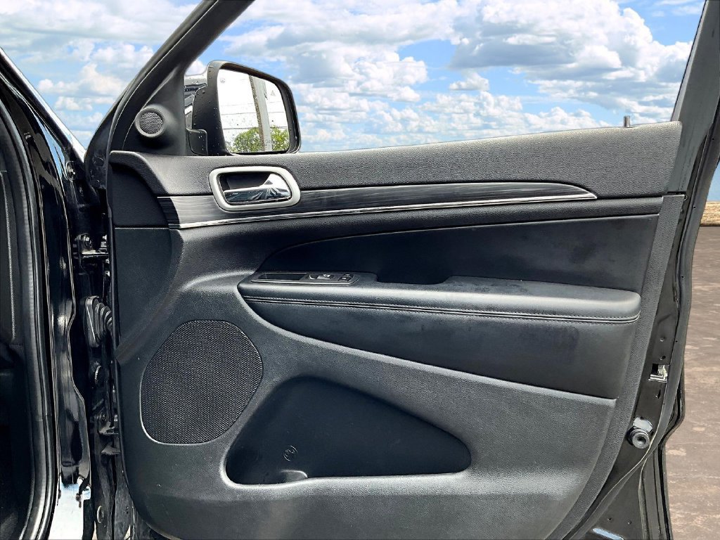 Used 2022 Jeep Grand Cherokee Limited RWD image 28