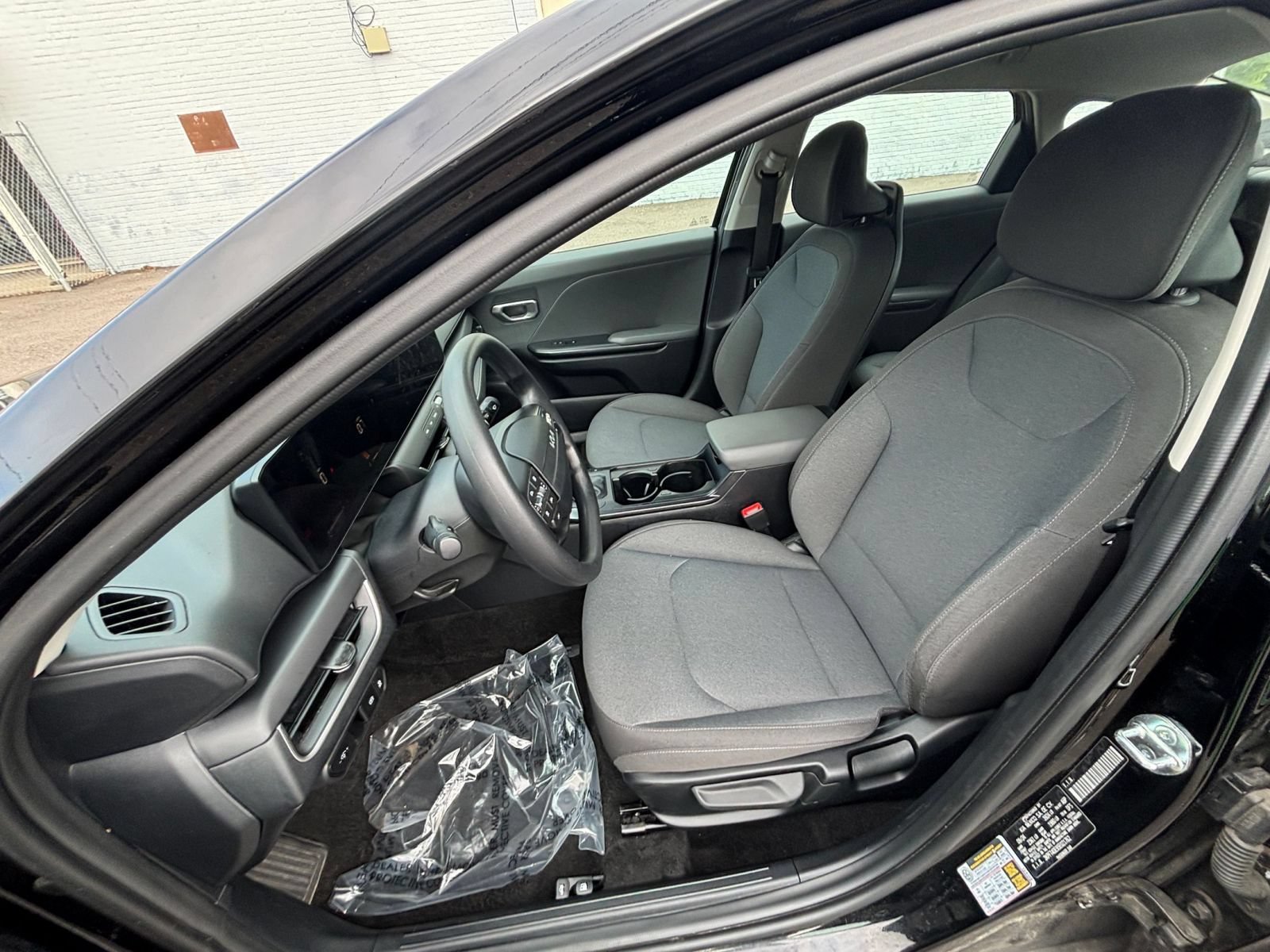 Used 2025 Kia K4 FWD image 35