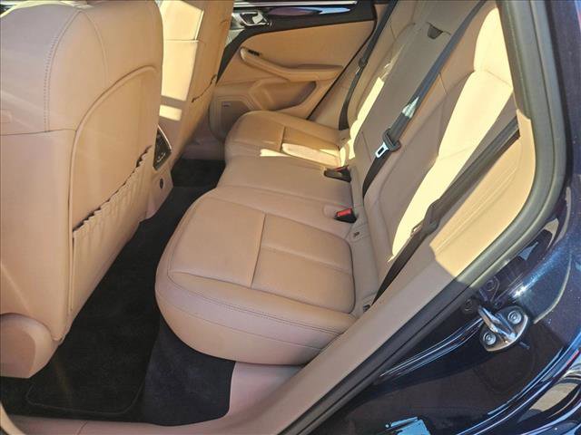 Used 2019 Porsche Macan S image 8