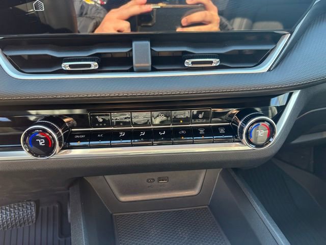 New 2026 Chevrolet Equinox LT w/ Convenience Package II image 24