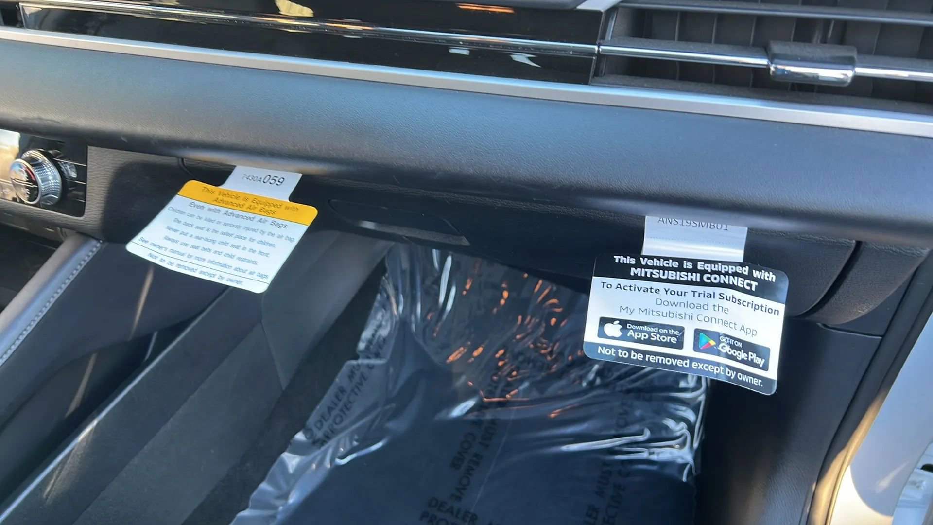 Used 2024 Mitsubishi Outlander Ralliart image 24