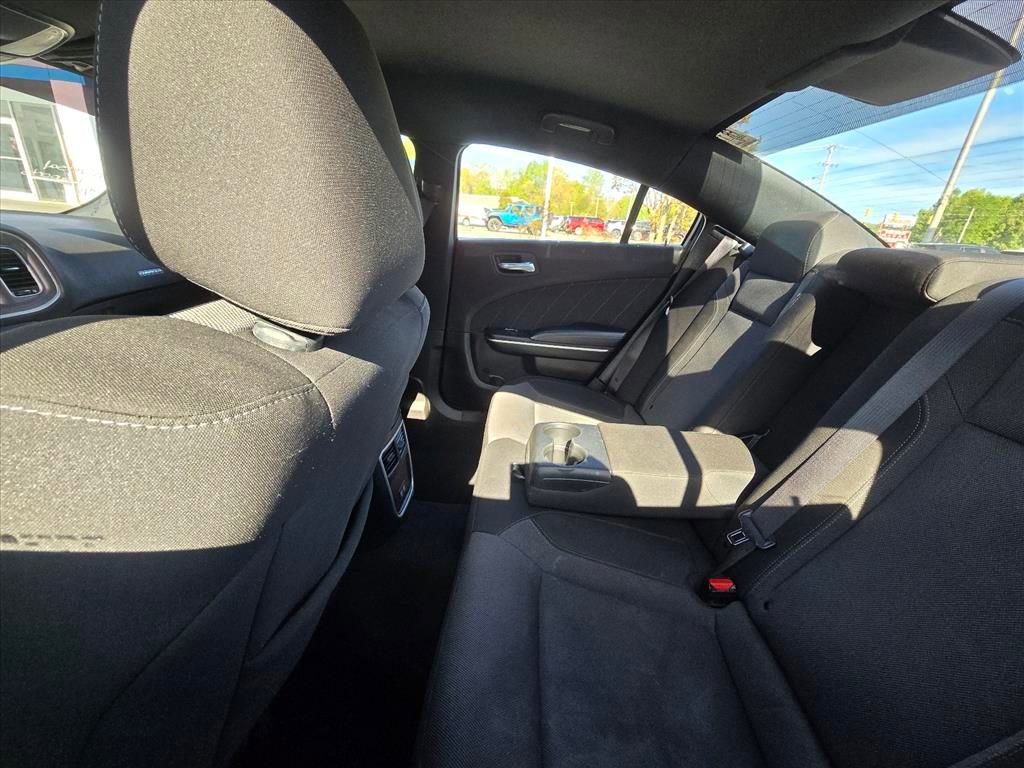 Used 2022 Dodge Charger SXT image 5