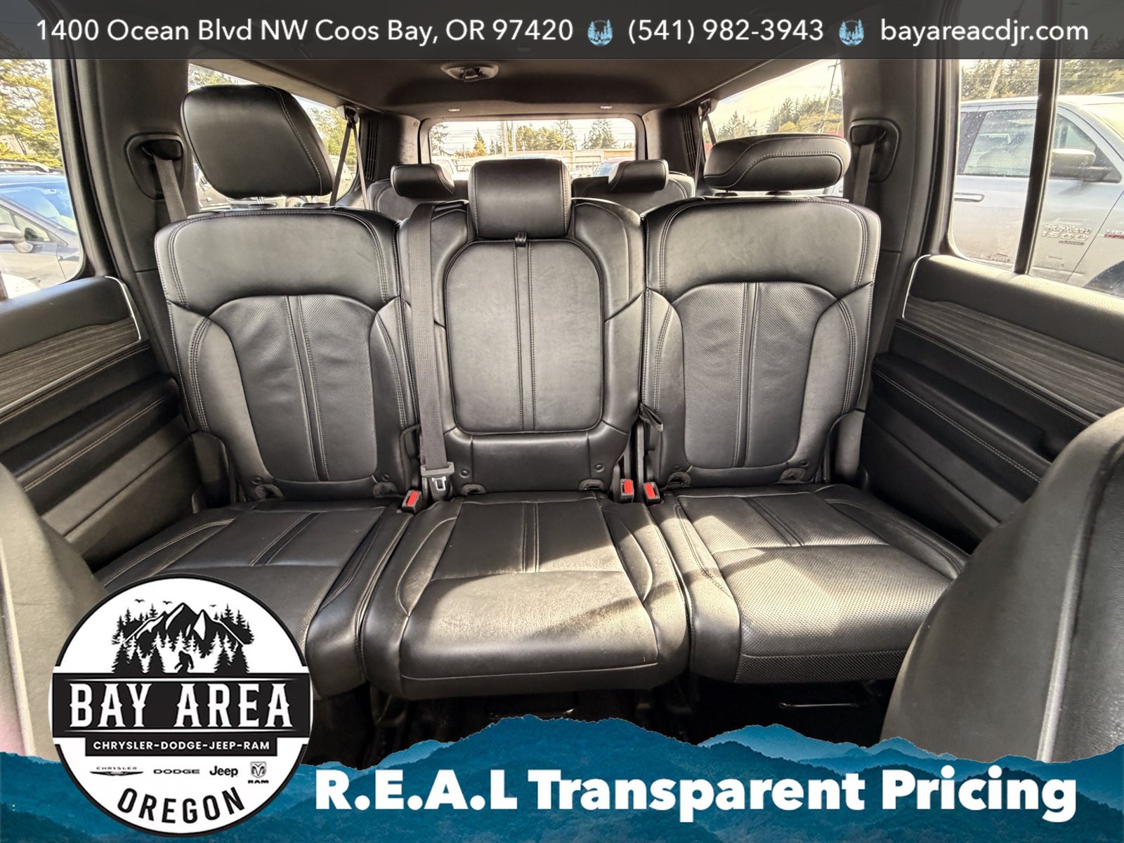 Used 2024 Jeep Wagoneer L Series III w/ Flexible Seating Group AWD/4WD image 18