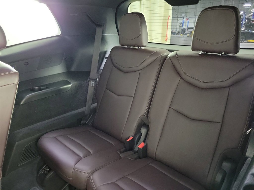 Used 2021 Cadillac XT6 Premium Luxury image 10