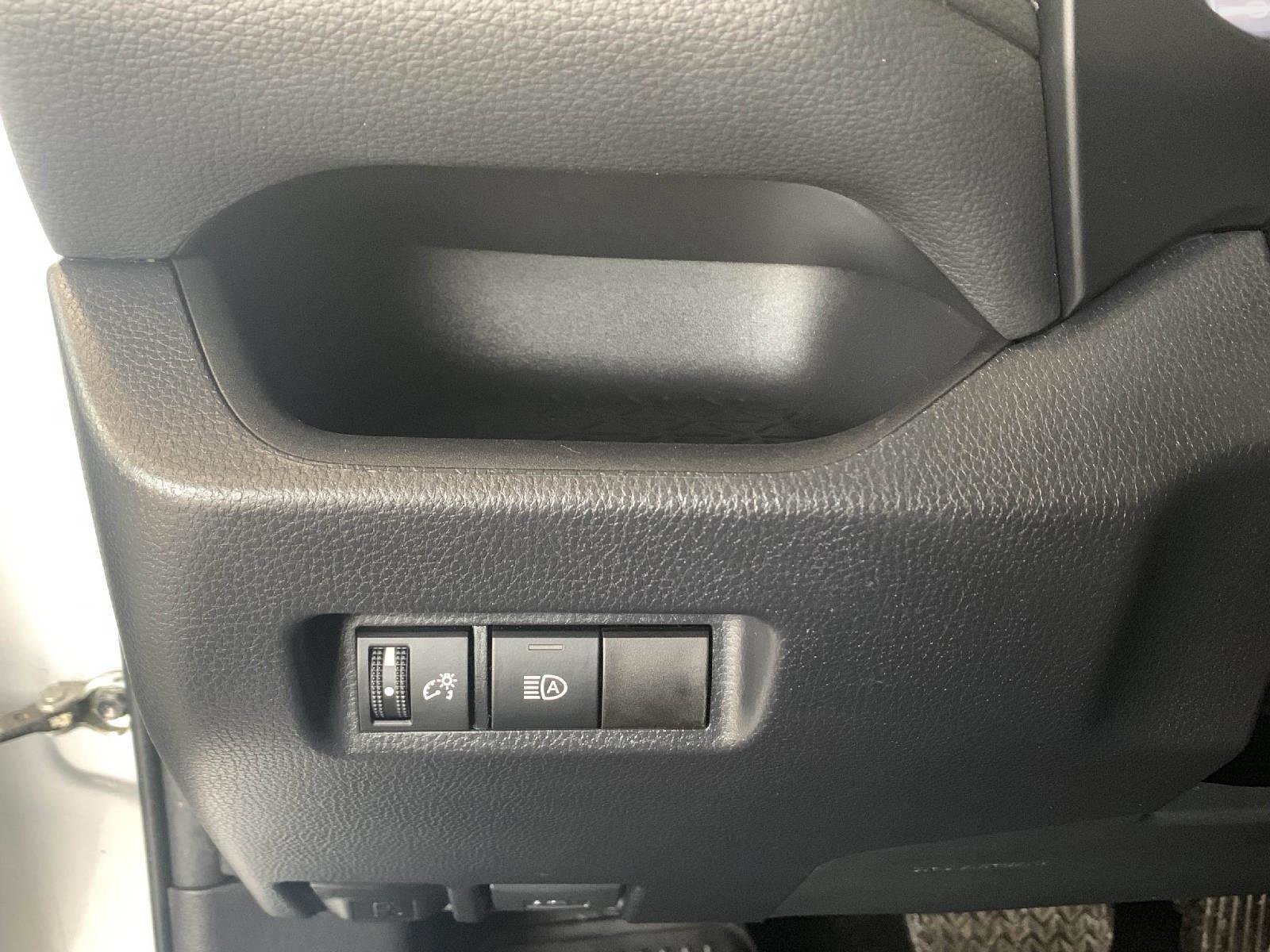 Used 2023 Toyota RAV4 LE image 14