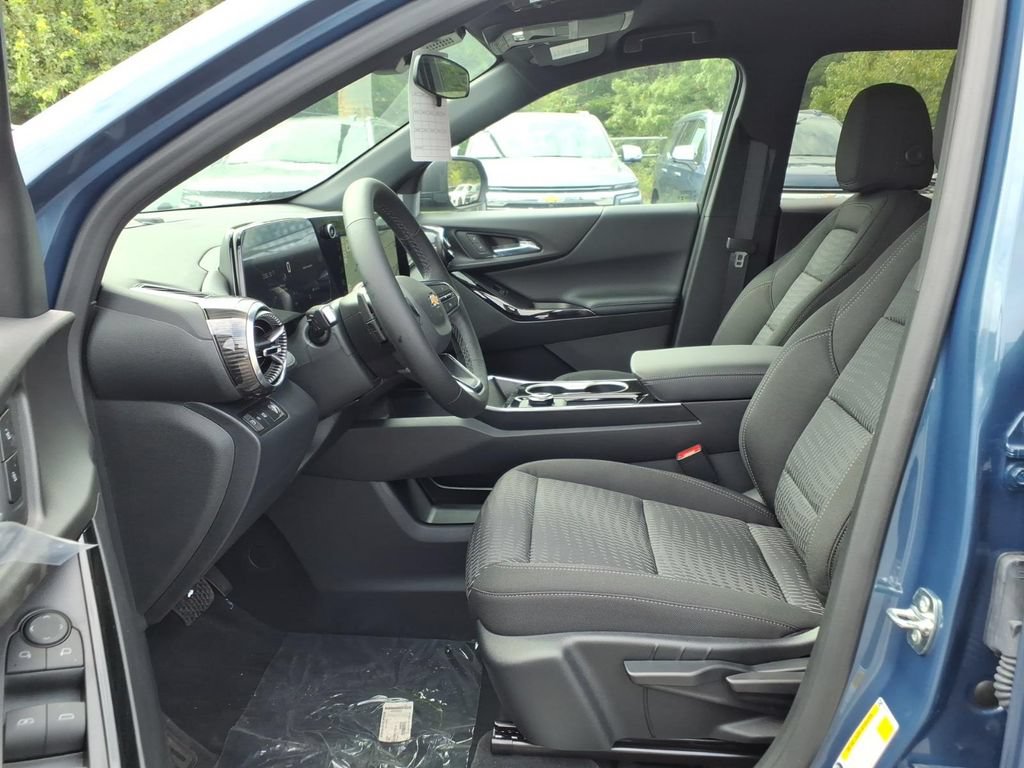 New 2027 Chevrolet Equinox LT FWD image 11