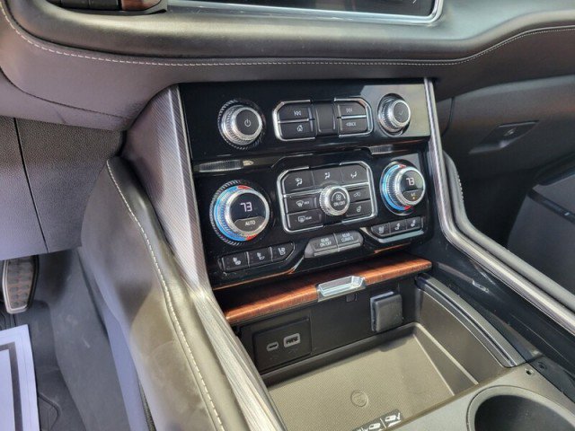 Used 2023 GMC Yukon Denali Ultimate w/ LPO, Floor Liner Package image 19