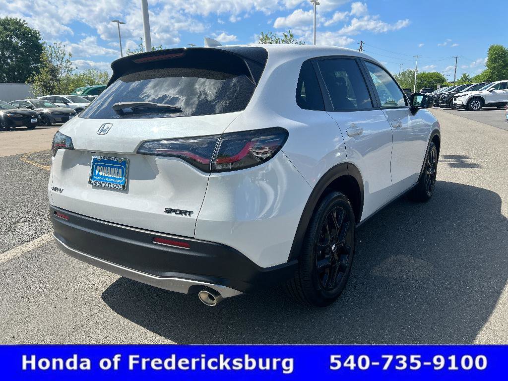 Certified 2025 Honda HR-V Sport image 6