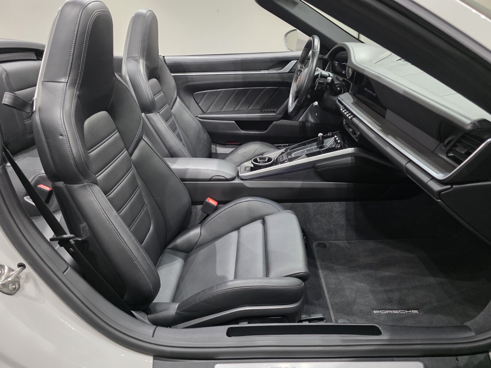 Used 2024 Porsche 911 Turbo S AWD/4WD image 26