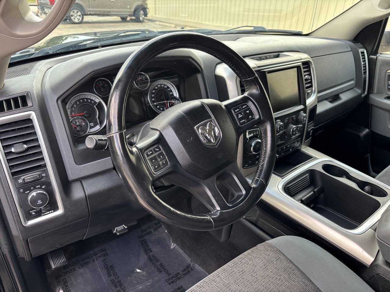 Used 2017 RAM 1500 Outdoorsman AWD/4WD image 28