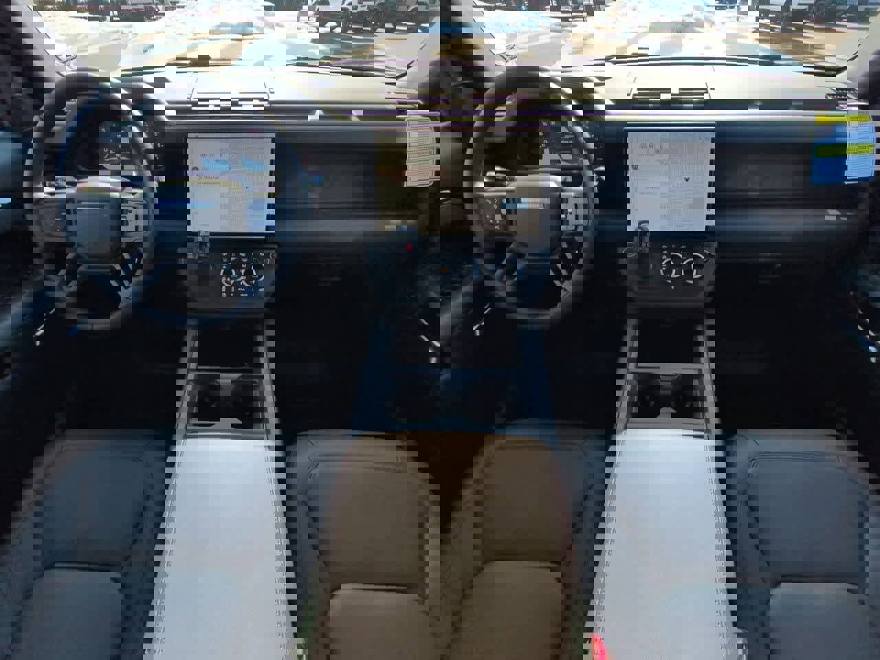 New 2026 Land Rover Defender 110 X-Dynamic SE image 15