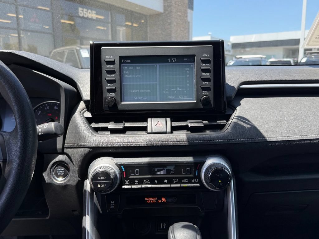 Used 2019 Toyota RAV4 XLE FWD image 26